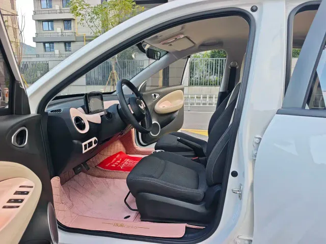Wuling Bingo — Фото автомобиля 12