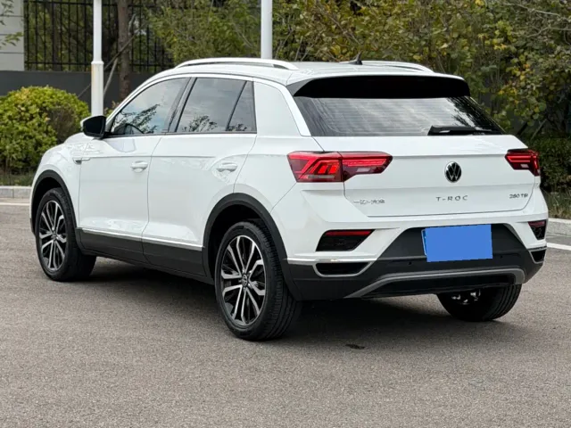 Volkswagen T-Roc — Фото автомобиля 14