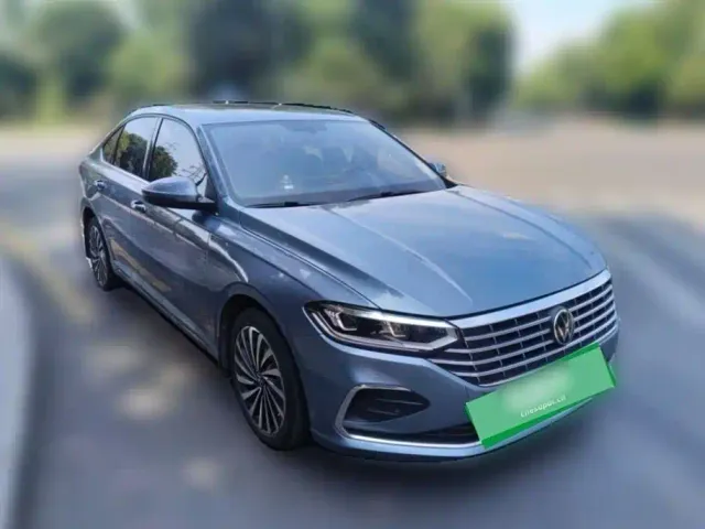 Volkswagen Lavida — Фото автомобиля 23