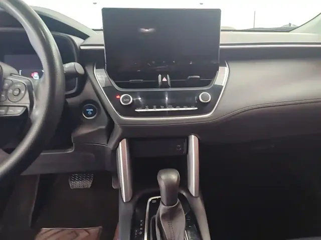 Toyota Corolla Cross — Фото автомобиля 12