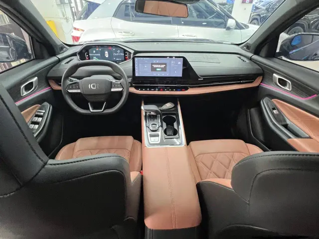 Changan Qiyuan Q05 — Фото автомобиля 7