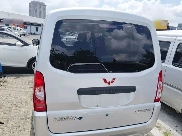 Wuling Rongguang EV — Фото автомобиля 5