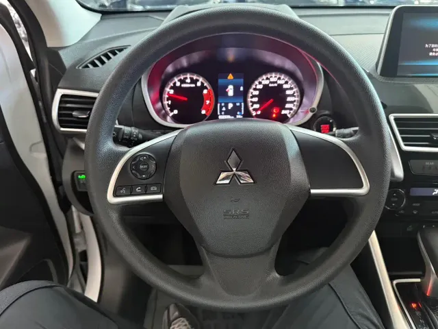 Mitsubishi Eclipse Cross — Фото автомобиля 14