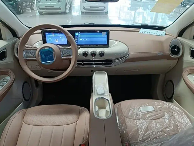 Wuling Bingo — Фото автомобиля 9