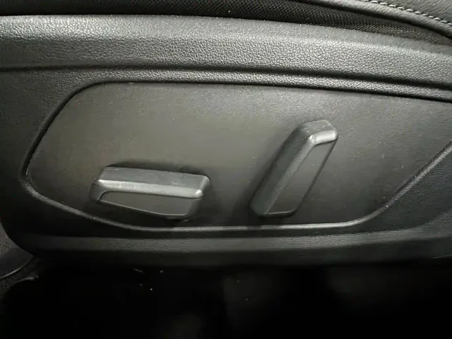 Hyundai Elantra — Фото автомобиля 13