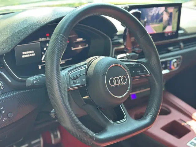 Audi A4L — Фото автомобиля 20