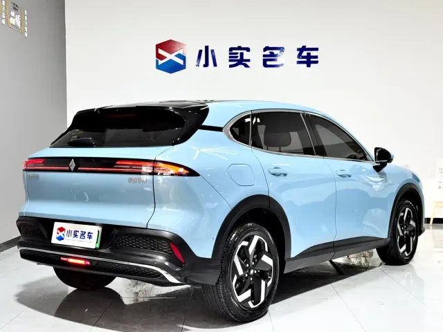Baojun Yunhai — Фото автомобиля 7