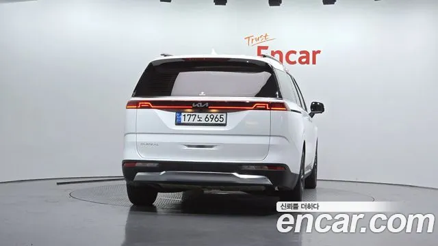 Kia Canival Carnival 4 поколение Бензин 9 мест Signature — Фото автомобиля 4