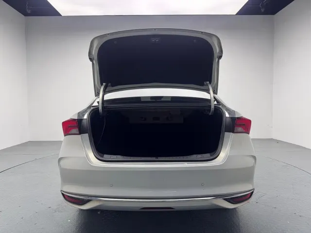 Buick Verano — Фото автомобиля 12