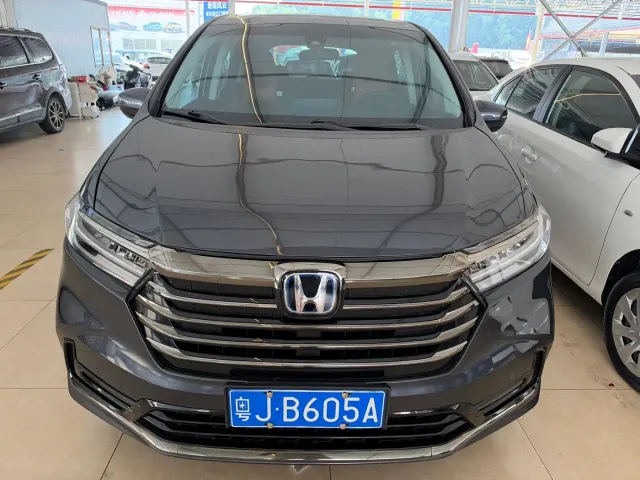 Honda Odyssey — Фото автомобиля 4