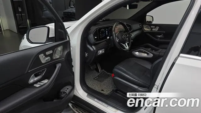 Mercedes-Benz GLS-Class — Фото автомобиля 3