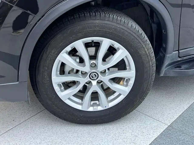 Nissan X-Trail — Фото автомобиля 25