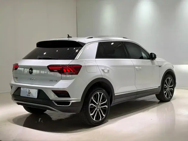 Volkswagen T-Roc — Фото автомобиля 6