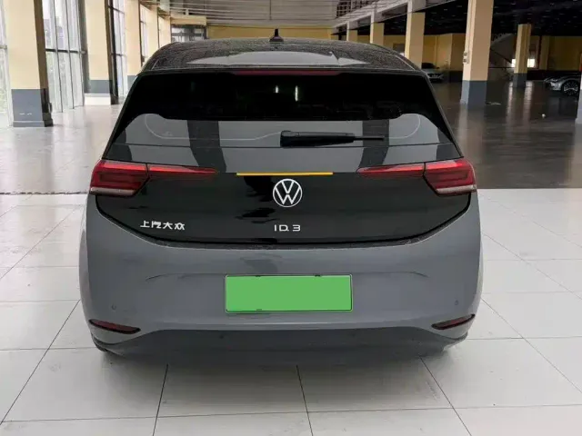 Volkswagen ID.3 — Фото автомобиля 8