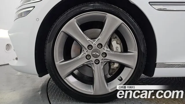 Genesis G80 RG3 — Фото автомобиля 5