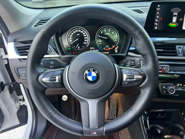 BMW X1 — Фото автомобиля 7