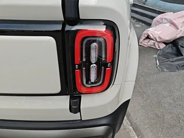 Baojun Yep Plus — Фото автомобиля 7