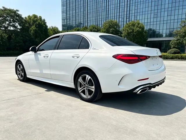 Mercedes-Benz C-Class — Фото автомобиля 5