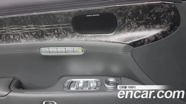 Genesis G90 — Фото автомобиля 12