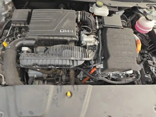 BYD Qin PLUS — Фото автомобиля 21