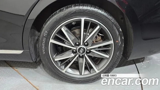 Hyundai Grandeur Новый Grandeur IG — Фото автомобиля 20