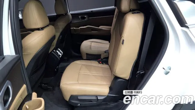 Kia Sorento Новый Sorento 4 поколение Бензин 2.5T 4WD — Фото автомобиля 10
