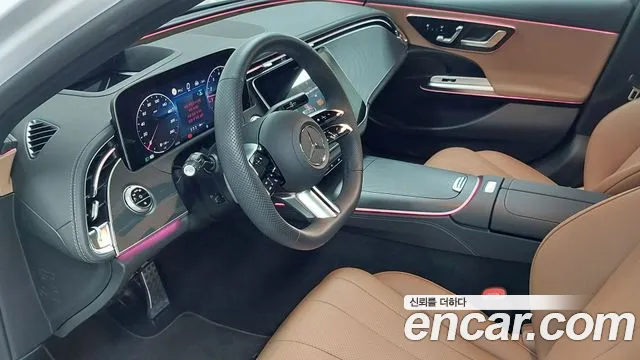 Mercedes-Benz E-Class W214 — Фото автомобиля 14