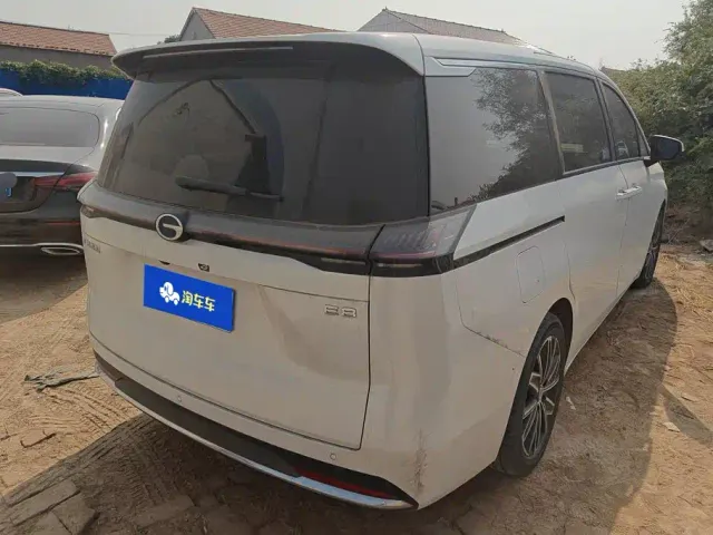 GAC Trumpchi E8 — Фото автомобиля 3