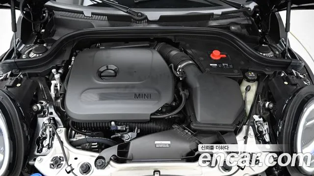 MINI Cooper 4th Gen — Фото автомобиля 6