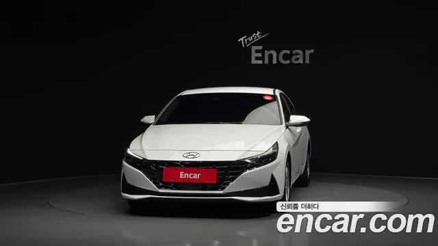 Hyundai AVANTE Avante (CN7) — Фото автомобиля 3