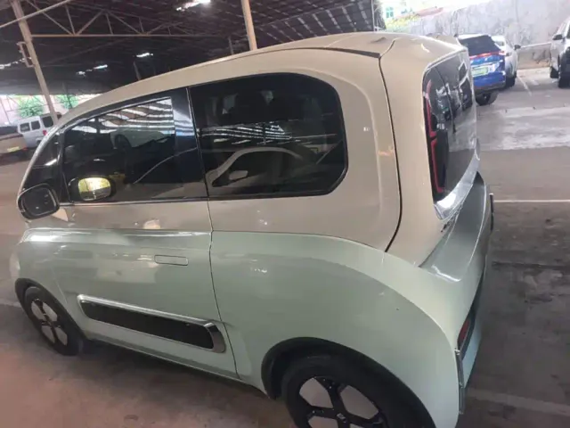 Baojun KiWi EV — Фото автомобиля 5