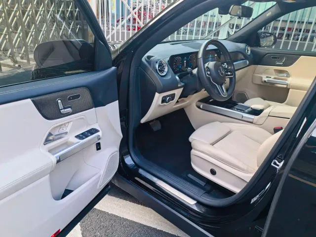 Mercedes-Benz EQB — Фото автомобиля 6