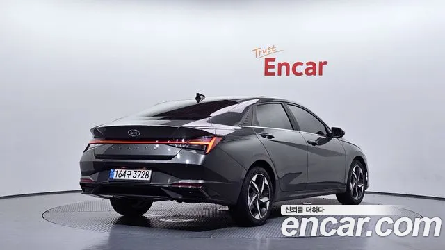 Фотография автомобиля — Hyundai AVANTE
