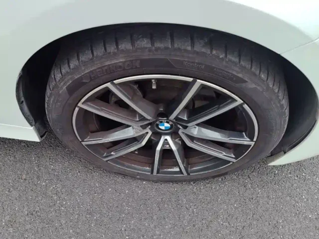 BMW 3 Series — Фото автомобиля 11