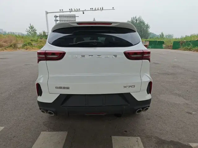 Jetour X70 — Фото автомобиля 5