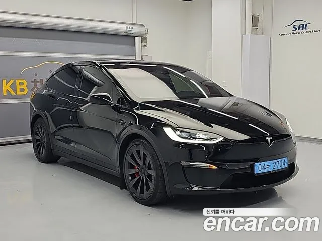 Tesla Model X — Фото автомобиля 4