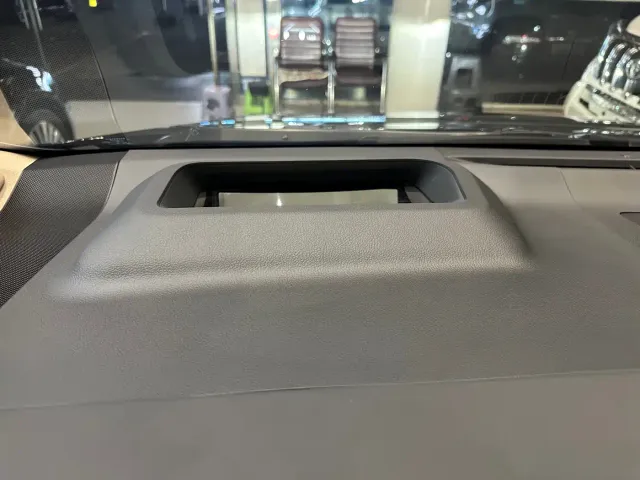 Toyota Alphard — Фото автомобиля 18