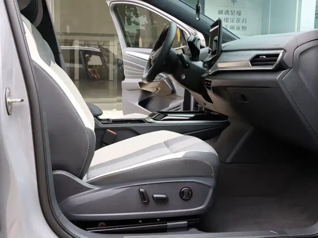 Volkswagen ID.4 Crozz — Фото автомобиля 4