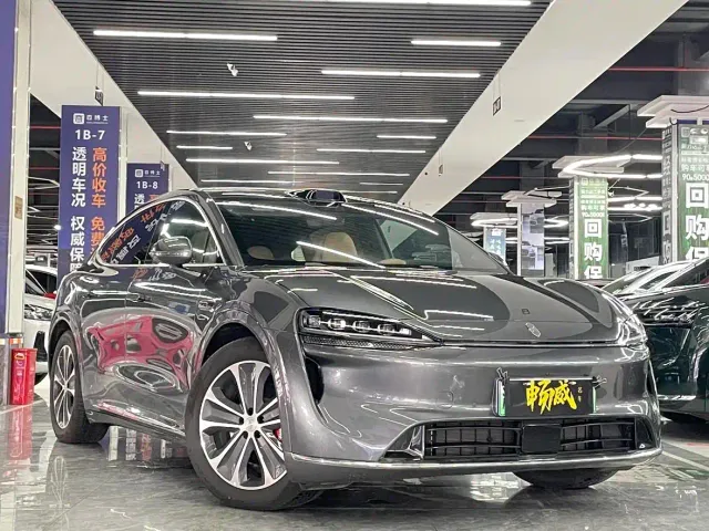 Luxeed R7 — Фото автомобиля 3