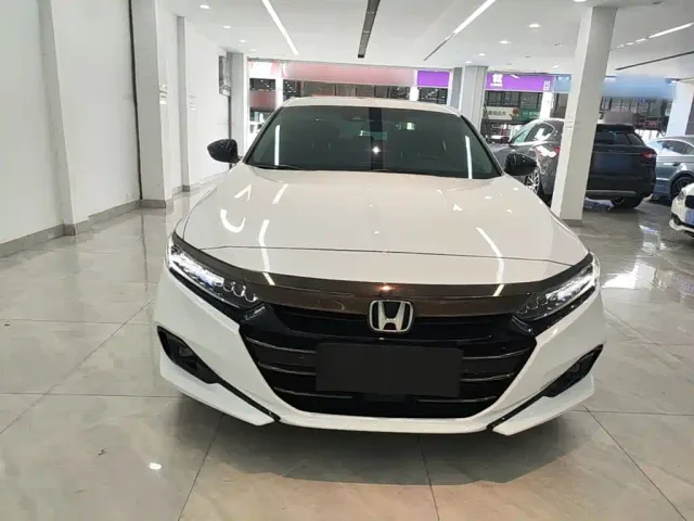 Honda Accord — Фото автомобиля 2