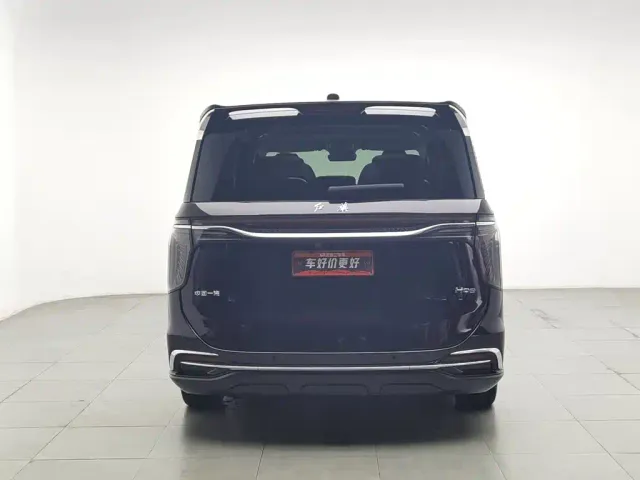 Hongqi HQ9 — Фото автомобиля 4