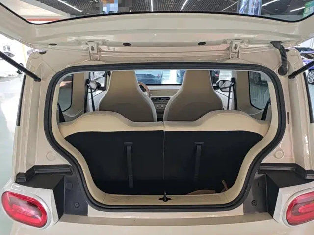 Wuling Hongguang Mini EV — Фото автомобиля 18