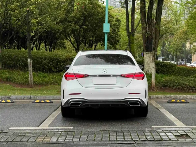 Mercedes-Benz C-Class — Фото автомобиля 12