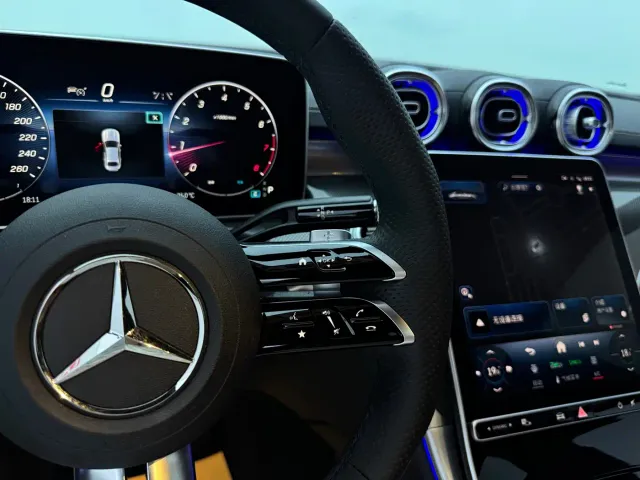 Mercedes-Benz C-Class — Фото автомобиля 19