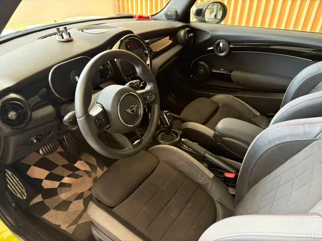 MINI Hatch — Фото автомобиля 12