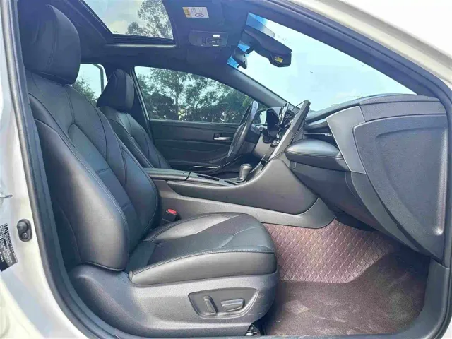 Toyota Avalon — Фото автомобиля 17