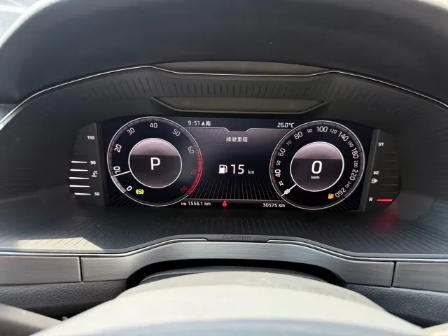 Skoda Superb — Фото автомобиля 12