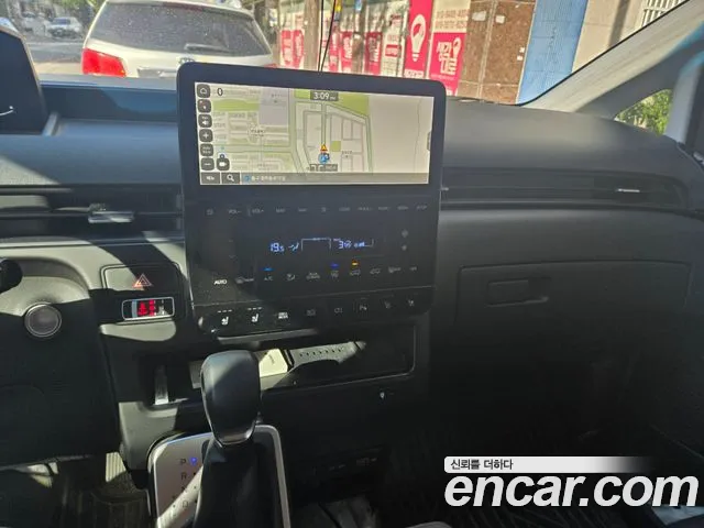 Hyundai Staria — Фото автомобиля 8