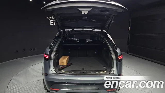 Land Rover Range Rover Velar — Фото автомобиля 26