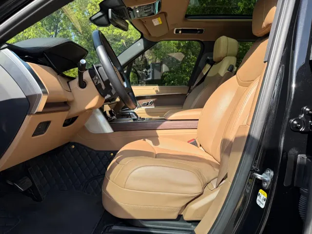 Land Rover Range Rover — Фото автомобиля 2